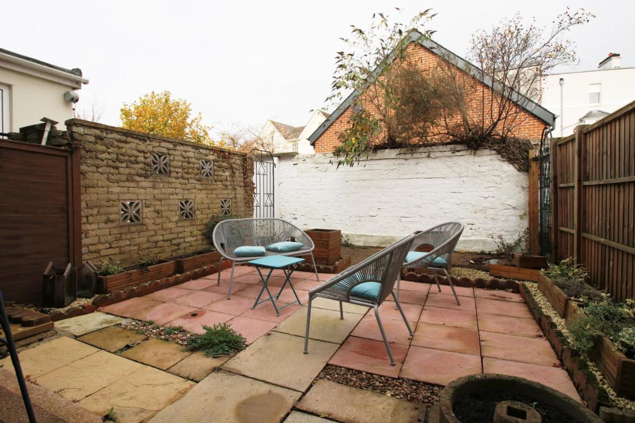 K Suites - Selkirk Street Cheltenham Eksteriør billede